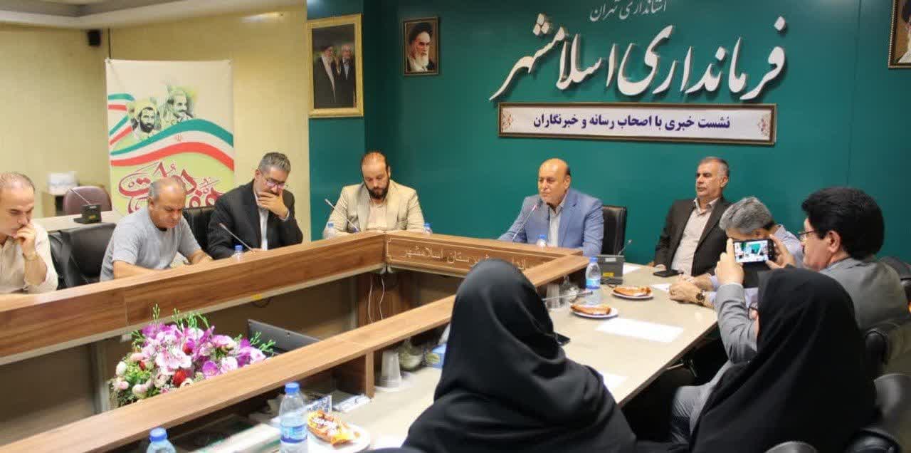 فرماندار اسلامشهر در جمع خبرنگاران: 84 پروژه در هفته دولت در اسلامشهر افتتاح و کلنگ‌زنی خواهد شد