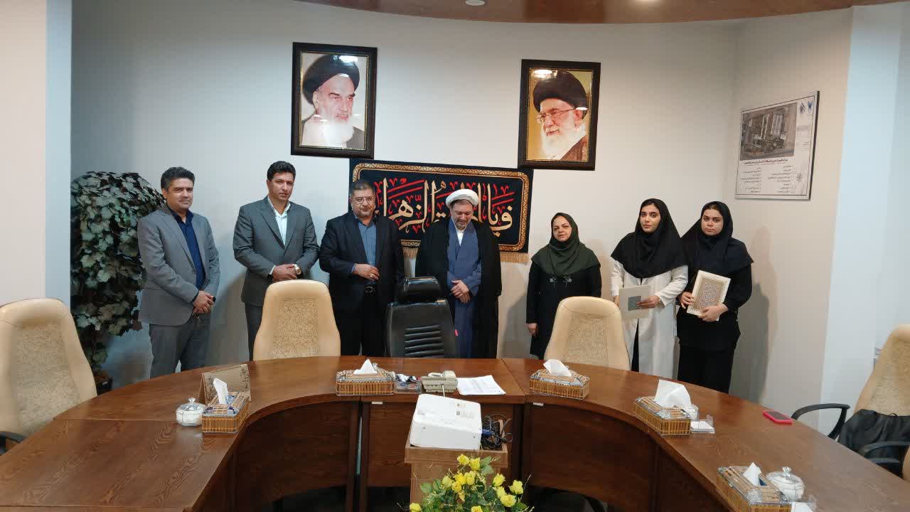 تقدیر ویژه رئیس دانشگاه آزاد اسلامی واحد اسلامشهر از رئیس سازمان مدیریت پسماند شهرداری و فعالان حوزه محیط زیست