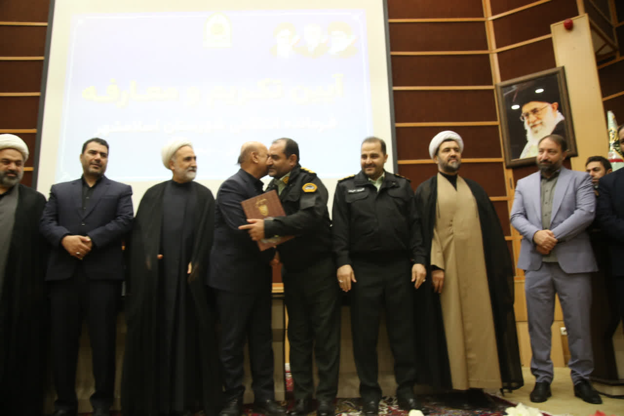 برگزاری آئین تکریم و معارفه فرمانده نیروی انتظامی شهرستان اسلامشهر