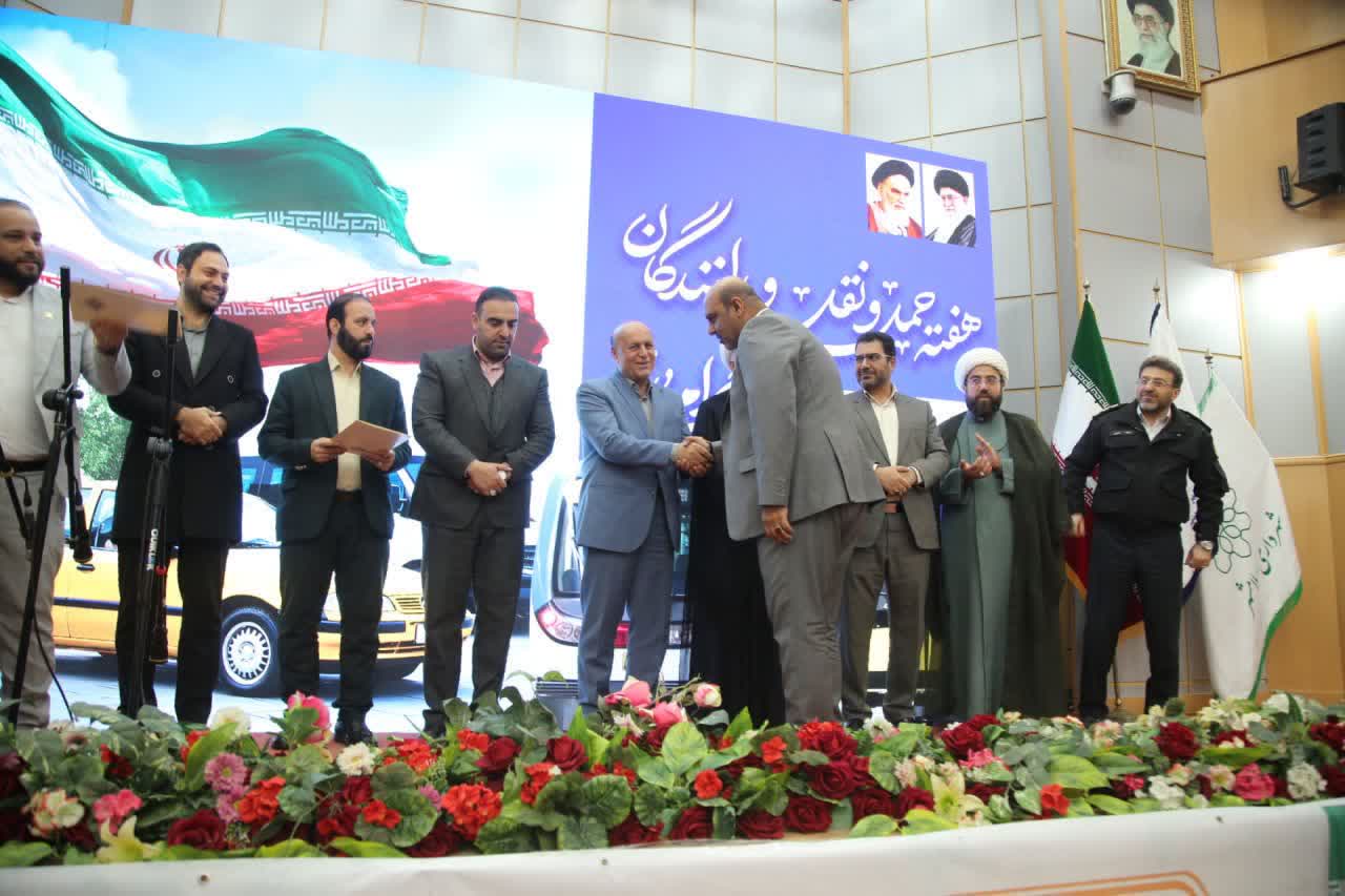 تجلیل از فعالان عرصه حمل و نقل عمومی در اسلامشهر