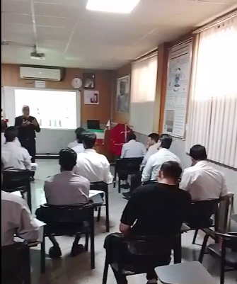برگزاری دوره مقدماتی -تخصصی بدو خدمت" کف و کف سازی در آتش نشانی" در مرکز تخصصی آتش نشانی استان تهران واحد شهید بیضایی اسلامشهر