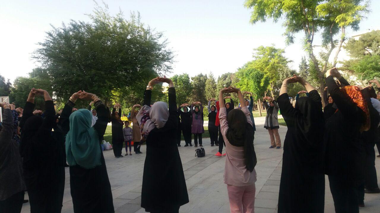 برگزاری اردوی فرهنگی تفریحی یک روزه پارک نرگس ویژه بانوان ایستگاه تندرستی شهدای گمنام