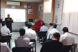 برگزاری دوره مقدماتی -تخصصی بدو خدمت" کف و کف سازی در آتش نشانی" در مرکز تخصصی آتش نشانی استان تهران واحد شهید بیضایی اسلامشهر